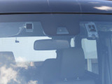 サポカーは、高齢運転者を含めたすべてのドライバーによる交通事故の発生防止・被害軽減対策の一環として、国が推奨する新しい自動車安全コンセプトです。詳しくは販売店スタッフまでおたずねください。