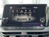 車載用のオーディオシステムです。音楽やラジオを楽しむことができ、ドライブをより快適に、楽しいものにしてくれます。
