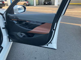 BMWの代名詞とも言えるキドニーグリル!アクティブ・エア・ストリームを採用し最先端の空力性能を実現しました。