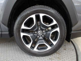 純正19インチアルミ!タイヤサイズは235/55R19です