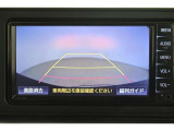 バックガイドモニターで、後方を確認しながら安心して駐車することができます。運転初心者も熟練者も必須の機能ですよ!