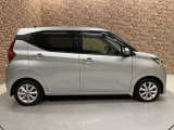 ■充実のアフターサービス■ 車の販売はもちろん、自社整備工場・自社鈑金工場・オイル交換&点検専門店舗を完備しておりますので納車後もお客様のカーライフをトータルでサポートいたします。