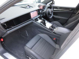 パナメーラ ターボS Eハイブリッド 4WD 