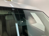 品質へのこだわり!フロアマットやシートなど車内をキレイに清掃し、ニオイや汚れなどを徹底的にクリーニングしてもらっております。室内はピカピカです☆