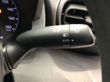 ライトスイッチです。「AUTO」にすると外の明るさに応じてスモールライト・ヘッドライトが自動でON・OFFします。夕暮れ時や屋内駐車場、トンネルなどに便利です。