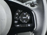 ◆アダプティブクルーズコントロール◆予め設定した車速内でクルマが自動的に加減速。前走車との適切な車間距離を維持しながら追従走行します。【LKAS】車線維持支援システムでステアリング操作を支援。
