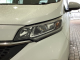 LEDヘッドライトは、点灯の瞬間から最大光量を発揮し、突然暗くなるトンネルなどでの安定感を高めます。