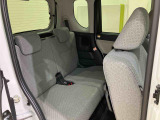 新車・中古車・サービス工場一体型店舗です。中古車はもちろん、ダイハツの新車も販売しておりますので是非一度ご来店下さい!