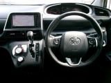 ご購入の車両には、ご納車前に室内の除菌・消臭を施行いたします。※ただし、すべての臭いを消臭できるわけではございませんので、あらかじめご了承ください。