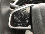 【ステアリングスイッチ】ステアリングを握ったままオーディオ等がコントロール出来ますので、利便性だけでなく事故防止にも繋がります。