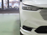 LEDヘッドライトは、点灯の瞬間から光量を発揮し、突然暗くなるトンネルなどでの安定感を高めます。
