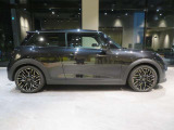 気になる車両へのご質問も大歓迎です。お気軽にMINI 一宮 0078-6002-369993 (無料)までご連絡ください!