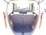 ◆定員乗車時のカーゴルームです。普段のお買い物の荷物やたくさんの収納が可能です。