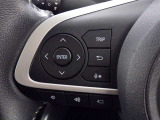 ステアリングスイッチ装備!運転しながら手元でオーディオの操作などができます。