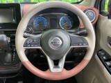 【純正革巻きステアリング】上質な革を使用することで、手にしっかり馴染みとても運転しやすいハンドルです♪