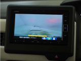 ◆バックカメラ◆リバースにするだけで映ります、後方の安全確認や、狭い駐車場での車庫入れ、雨の日や夜間など視界の悪い時に便利です!安全にバックする為には欠かせない装備です。