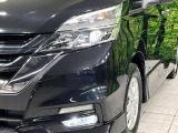 【LEDヘッドライト】悪天候や夜間走行時も良好な視界を確保し安心して運転できる高輝度LEDヘッドライトを装備!点灯速度が早く、消費電力も抑えられています。