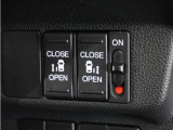 ◆両側電動スライドドア◆狭い駐車場でも乗り降りが楽々♪お子様が隣の車にドアを当ててしまう心配もございません!小さなお子様連れの方もこれで安心。