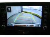 【バックガイドモニター】車庫入れの時に何かに接触しないかとヒヤヒヤしたことはありませんか?バックモニターがあればそのような不安はなくなります♪ガイド線付きで分かりやすく、夜間でもよく見えます!