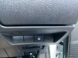 セ-フティ・シールドスイッチ/ONにして走行すると隣接車両との接触を回避するよう支援するシステムです。