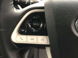 【ステアリングスイッチ】左です。ハンドルから手を離さず、運転に集中したまま手元でオーディオ操作等ができます。