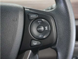 ◆アダプティブクルーズコントロール◆予め設定した車速内でクルマが自動的に加減速。前走車との適切な車間距離を維持しながら追従走行します。【LKAS】車線維持支援システムでステアリング操作を支援。