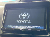【大画面ナビ】人気の大型9インチナビを装備。存在感のある大画面はインパクト大!ナビ利用時のマップ表示は見やすく、テレビやDVDは臨場感がアップ!いつものドライブがグッと楽しくなります♪