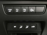 運転席回りのスイッチで安全装備のON/OFFも簡単に!