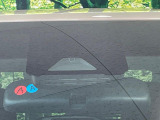 【トヨタセーフティセンス】走行中に前方の車両等を認識し、衝突しそうな時は警報とブレーキで衝突回避と被害軽減をアシスト。より安全にドライブをお楽しみいただけます。