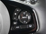 ◆アダプティブクルーズコントロール◆予め設定した車速内でクルマが自動的に加減速。前走車との適切な車間距離を維持しながら追従走行します。【LKAS】車線維持支援システムでステアリング操作を支援。
