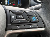 プロパイロットは、運転者が設定した車速を上限に先行車と車速に応じた車間距離を保ちながら、車線中央付近を走行するための運転操作を支援します。