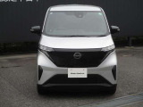 こちらの車両は当社新車部門で使用していた社用車が入荷したものです。