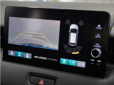 ◆バックカメラ◆リバースにするだけで映ります、後方の安全確認や、狭い駐車場での車庫入れ、雨の日や夜間など視界の悪い時に便利です!安全にバックする為には欠かせない装備です。