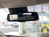 ◆アラウンドビューモニター付き自動防眩式ルームミラー◆後続車両のヘッドランプの明るさに応じて反射率を自動的に調整しまぶしさを軽減します!