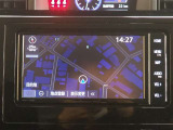 純正ナビを装備。タッチパネル式で使いやすく、お出かけもラクラクです。