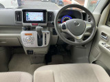 運転ポジションが高いので見通し良く運転しやすい車です!!!衝突軽減エマージェンシーブレーキ・横滑り防止・車線逸脱警報・踏み間違い防止アシスト機能などの安心・安全装備が充実!