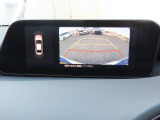 バックカメラを装備しております。駐車時に大変役立ちますよ♪運転が苦手な方の味方になってくれます。