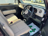 運転席はこんなです。