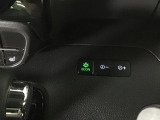 ★ECONスイッチ★ エコドライブを加速しよう!スイッチをONにすると、運転の仕方によるロスを抑え込み燃費をよくするようクルマが頑張ります(*^ー^*)燃費向上にチャレンジ♪