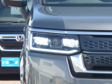 ★LEDヘッドライト搭載★ 白っぽく光る明るく省電力なLEDライト!先進的な白い輝きでフロントフェースを引き締めます☆