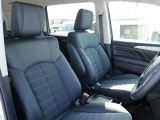 運転席・助手席はシートヒーターが付いておりますので寒い時期でも快適性ばっちり♪