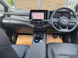 内装はルームクリーニング済みです!清潔な車内で快適なドライブをお楽しみください!!前席、後席、そしてエンジンルームまで全てクリーニング済みです。