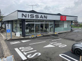 当店は新車店舗と併設にて営業しております!お車でお越しの際は新車駐車場をご利用下さい。スタッフがお出迎えに伺います!