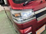 LEDヘッドライトなので夜間の運転も安心ですね