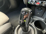 車両の詳細、ご質問につきましては、弊社営業スタッフまでお気軽にご連絡下さいませ。遠方のお客様には実車の詳細画像送信も承ります。