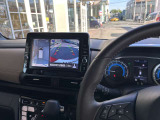 上空から見下ろしたような表示で車両感覚のつかみやすい『アラウンドビューモニター』に移動物検知警報(MOD)があり更に安心です。