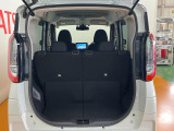 簡単な荷物が載せられるトランクルーム