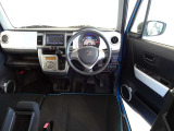 運転席からの目線になります。