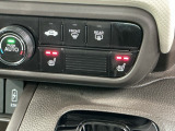 フロント両席にはシートヒーターが付いています!寒い日に便利な装備ですね。いまや快適なカーライフに欠かせないETCが付いています。