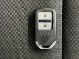 スマートキーです!ドアの施錠・解錠・エンジンの始動がスムーズで大変便利です!